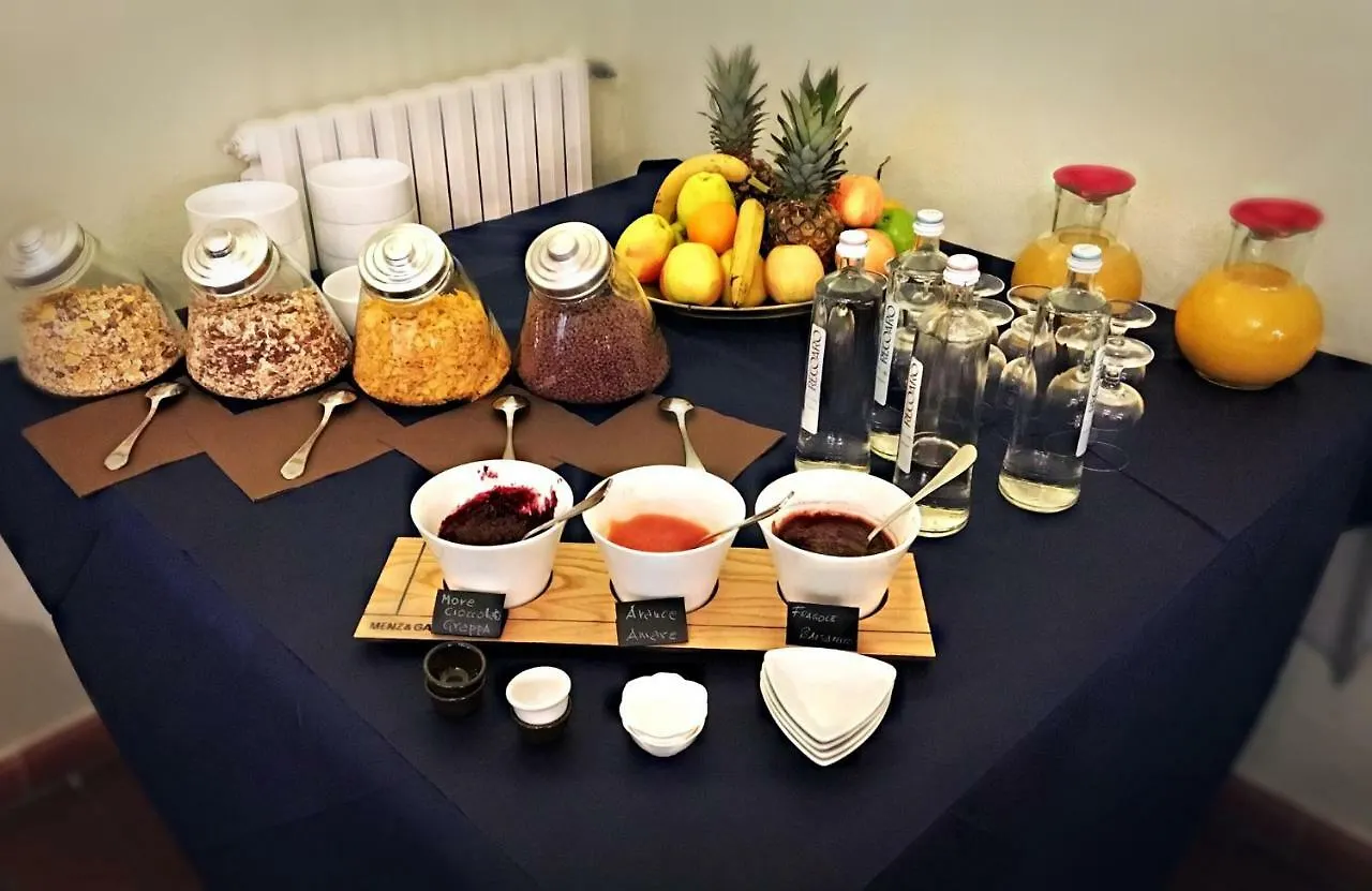 Hotel San Lino Вольтерра